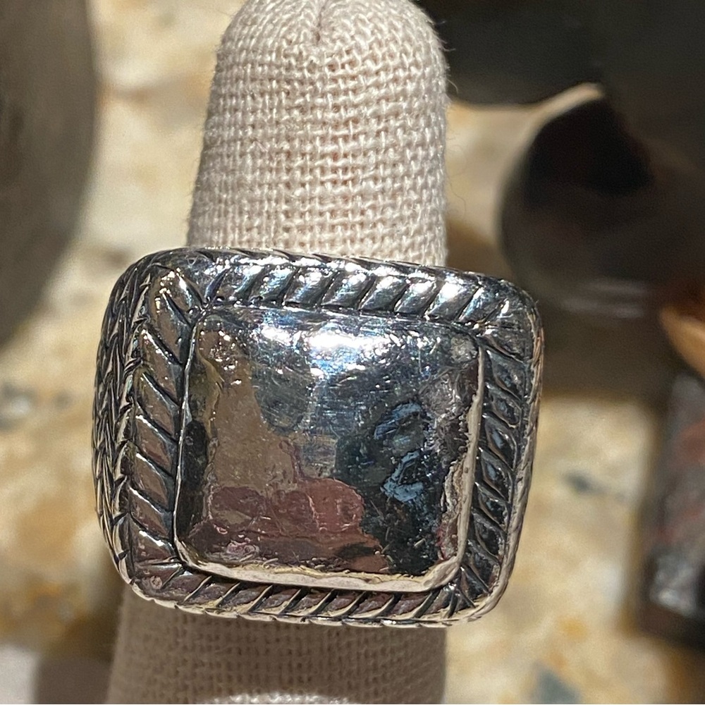 Vintage Silpada hammered ring